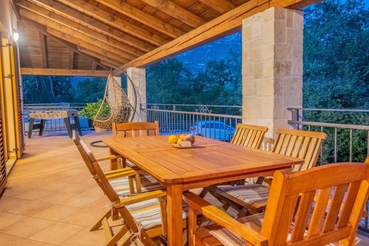Amazing 4 Bedroom Villa With Swimming Pool And Wifi, Family Frendly 트리발즈 외부 사진