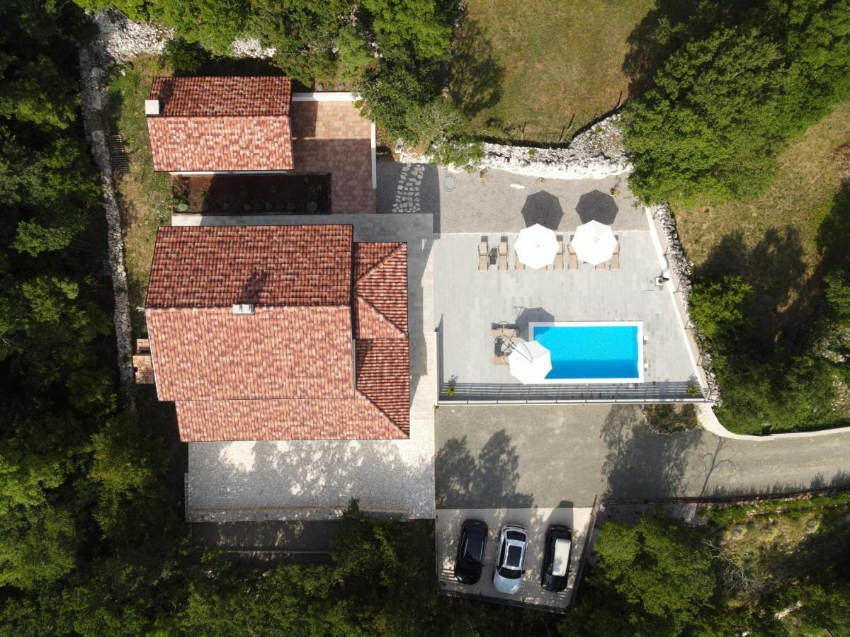 Amazing 4 Bedroom Villa With Swimming Pool And Wifi, Family Frendly 트리발즈 외부 사진